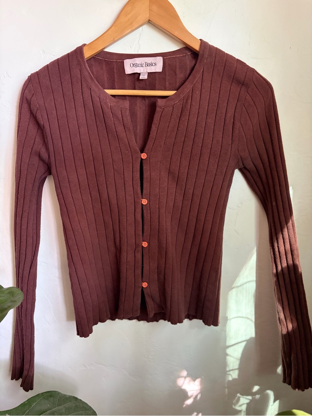 Organic Basics Ribbed Button Cardigan — Bordeaux